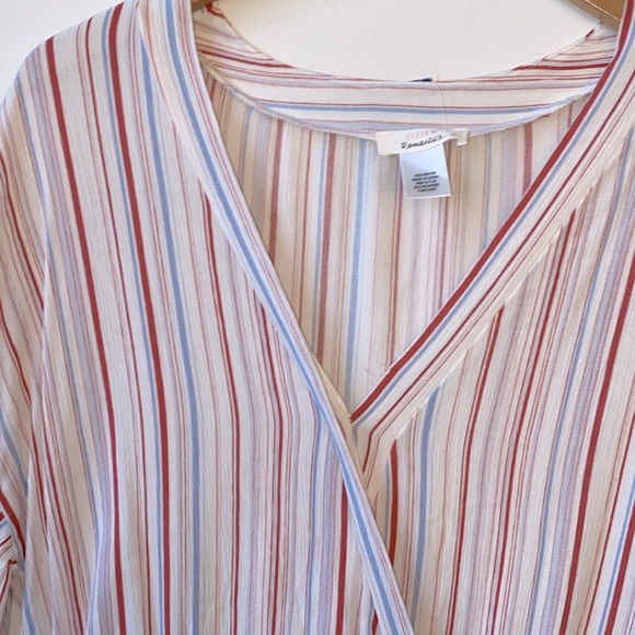 (A11) URBAN Romantics surplice 1/2 sleeves blouse with stripes, Size Large, NWT - Picture 2 of 6